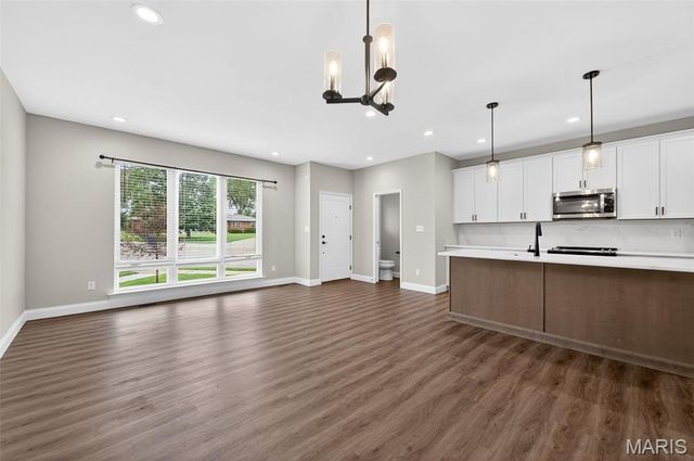 2810 McClay Road, St Charles, MO 63303