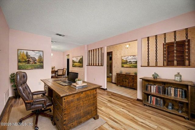 5148 BROMPTON Court, Jacksonville, FL 32217