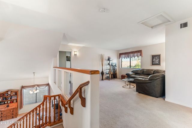 1711 E RUNION Drive, Phoenix, AZ 85024