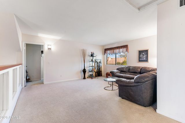 1711 E RUNION Drive, Phoenix, AZ 85024