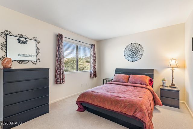 1711 E RUNION Drive, Phoenix, AZ 85024