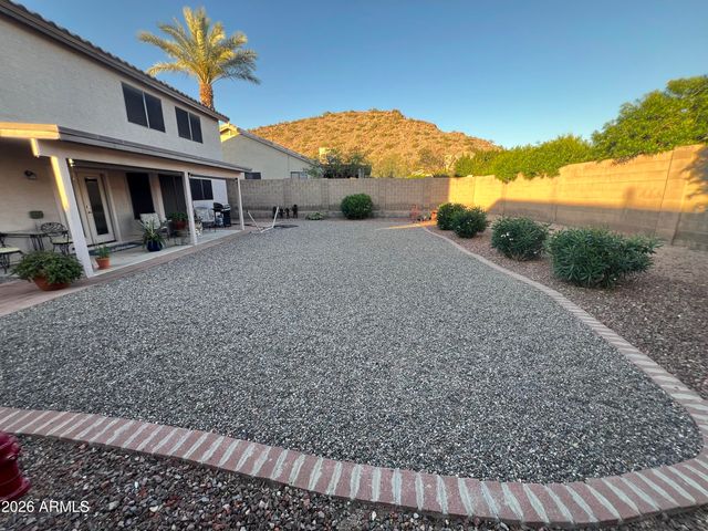 1711 E RUNION Drive, Phoenix, AZ 85024