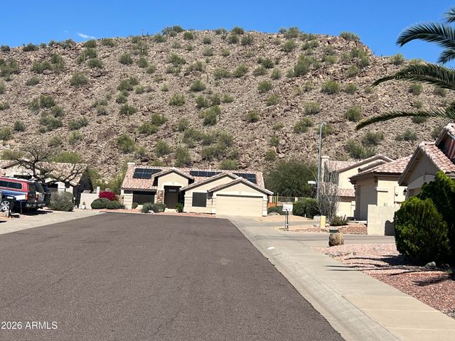 1711 E RUNION Drive, Phoenix, AZ 85024