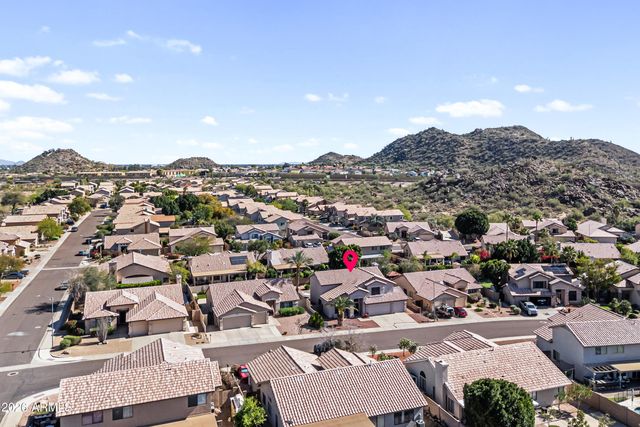 1711 E RUNION Drive, Phoenix, AZ 85024