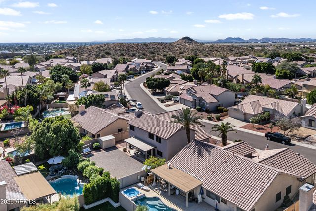 1711 E RUNION Drive, Phoenix, AZ 85024