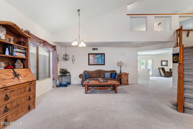 1711 E RUNION Drive, Phoenix, AZ 85024