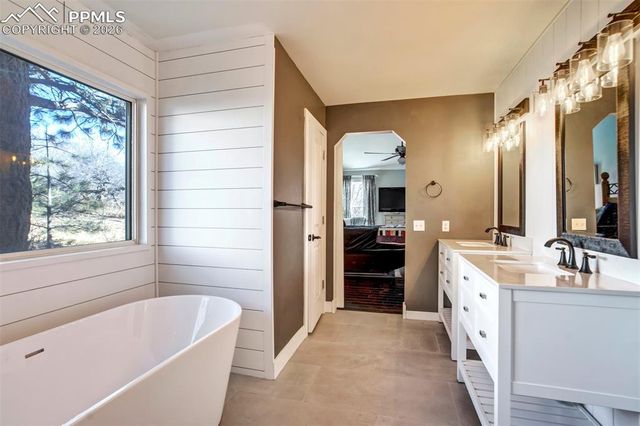 14525 Gleneagle Drive, Colorado Springs, CO 80921