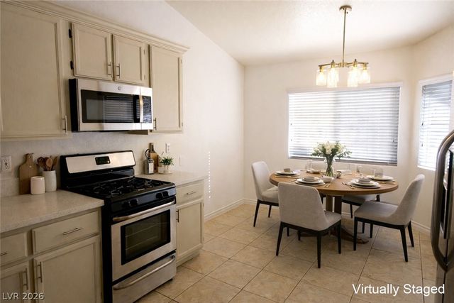 5525 Desert Valley Drive, Las Vegas, NV 89149