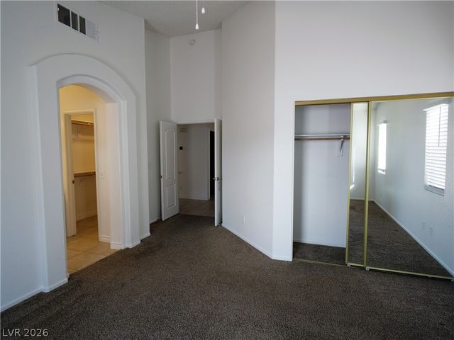 5525 Desert Valley Drive, Las Vegas, NV 89149