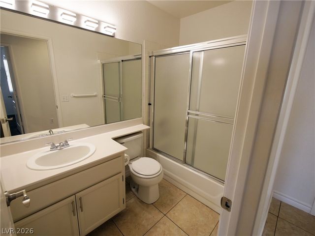 5525 Desert Valley Drive, Las Vegas, NV 89149