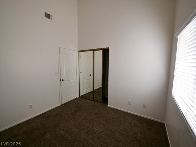 5525 Desert Valley Drive, Las Vegas, NV 89149