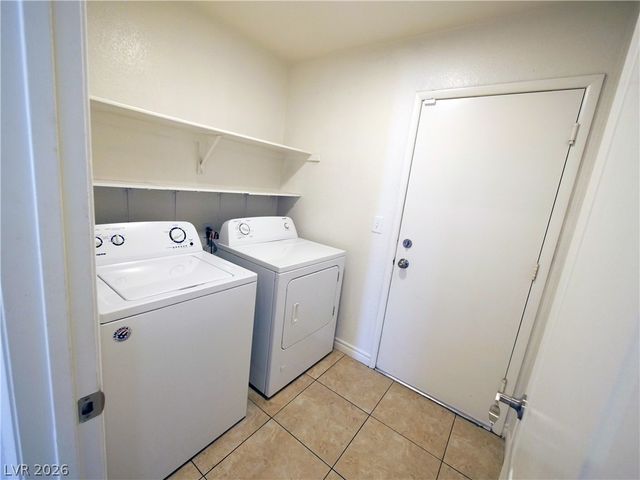 5525 Desert Valley Drive, Las Vegas, NV 89149