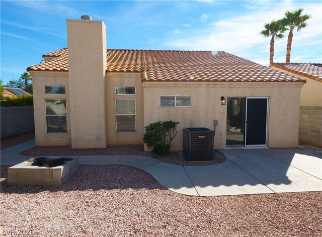 5525 Desert Valley Drive, Las Vegas, NV 89149