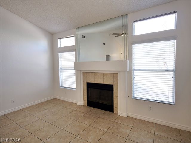 5525 Desert Valley Drive, Las Vegas, NV 89149