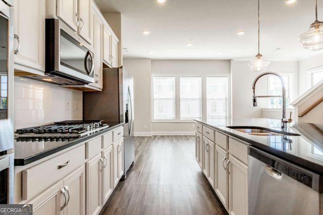 1662 Mountain Top Lane, Smyrna, GA 30082