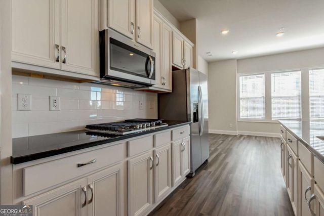1662 Mountain Top Lane, Smyrna, GA 30082