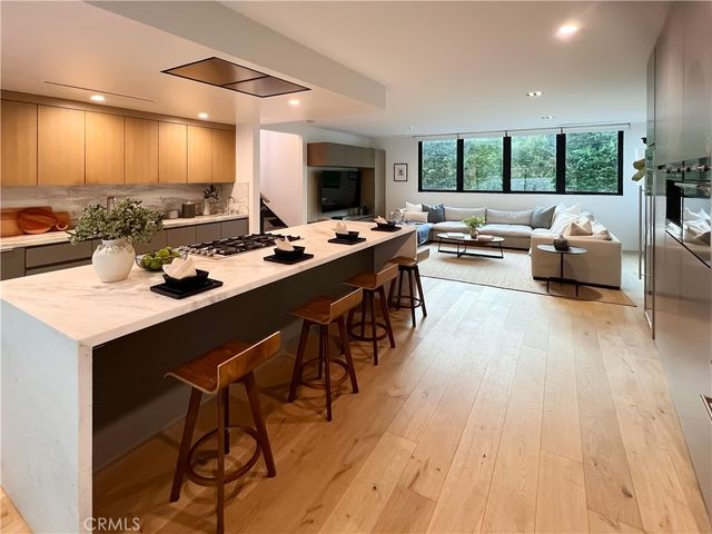 9844 Wanda Park, Beverly Hills, CA 90210
