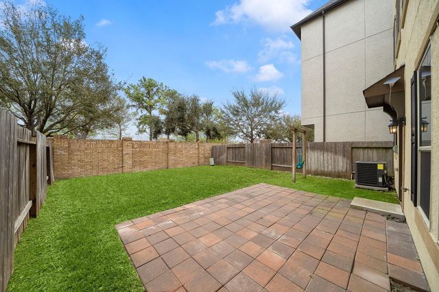 9910 Spring Shadows Park Circle, Houston, TX 77080