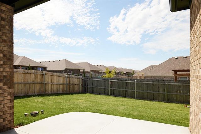 12724 NW 2nd Terrace, Yukon, OK 73099