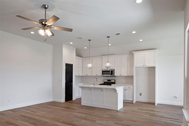 12724 NW 2nd Terrace, Yukon, OK 73099