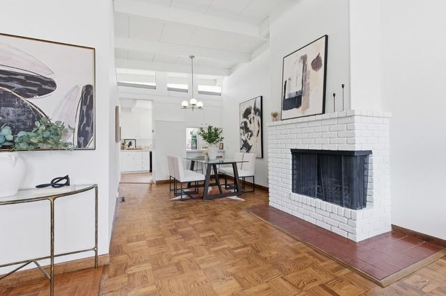 3909 Middlefield Road F, Palo Alto, CA 94303