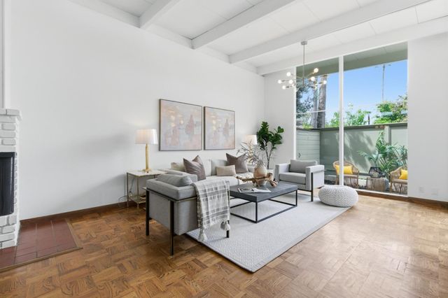 3909 Middlefield Road F, Palo Alto, CA 94303