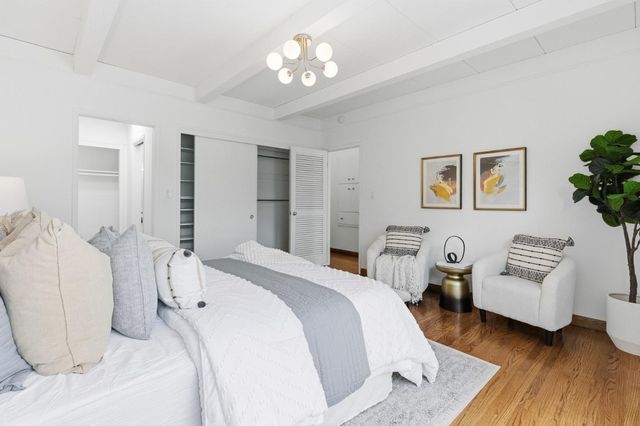 3909 Middlefield Road F, Palo Alto, CA 94303