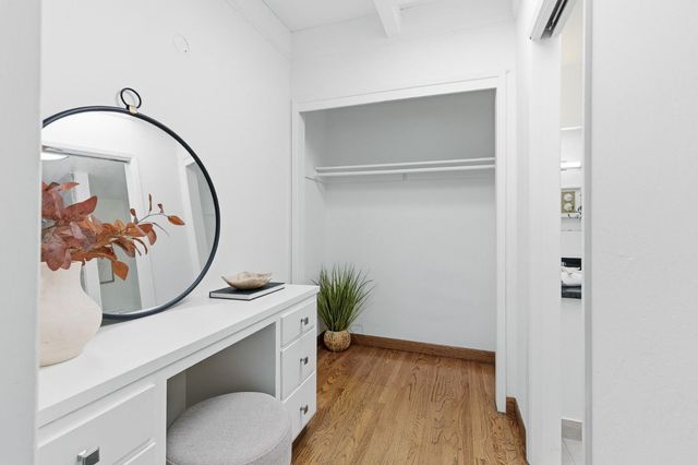 3909 Middlefield Road F, Palo Alto, CA 94303