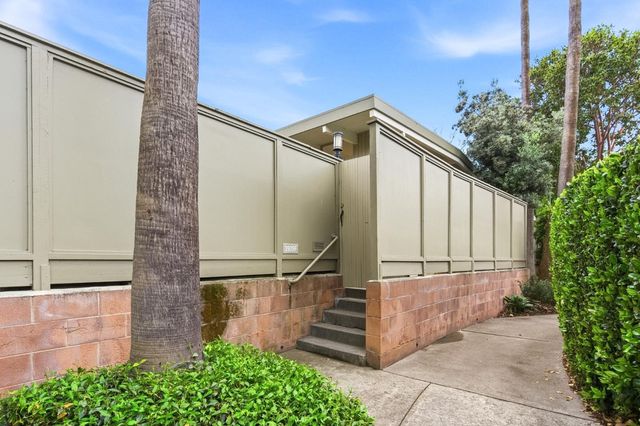 3909 Middlefield Road F, Palo Alto, CA 94303