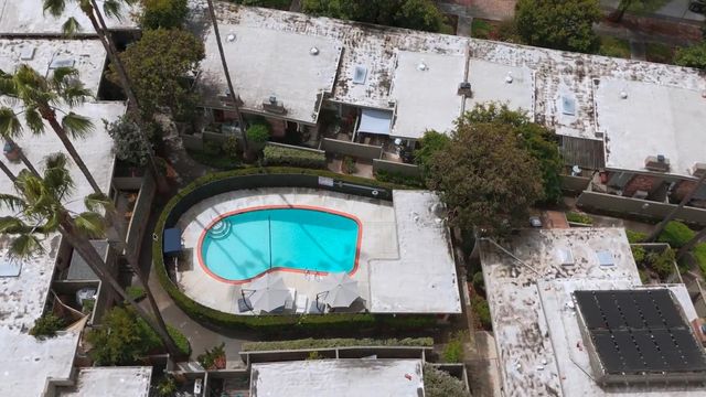 3909 Middlefield Road F, Palo Alto, CA 94303