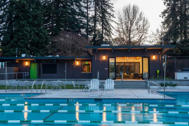 3909 Middlefield Road F, Palo Alto, CA 94303