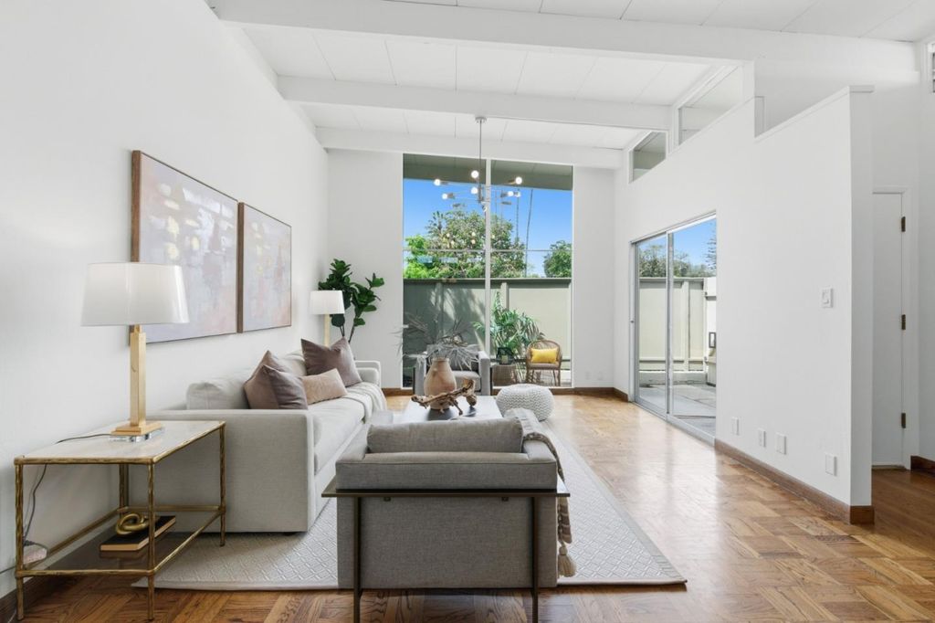 3909 Middlefield Road F, Palo Alto, CA 94303