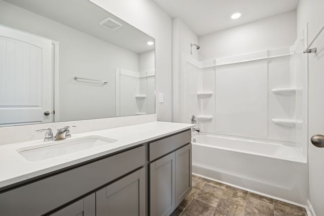 1025 Linn Cove Ct, Gallatin, TN 37066