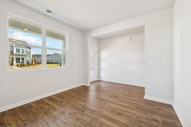 1025 Linn Cove Ct, Gallatin, TN 37066