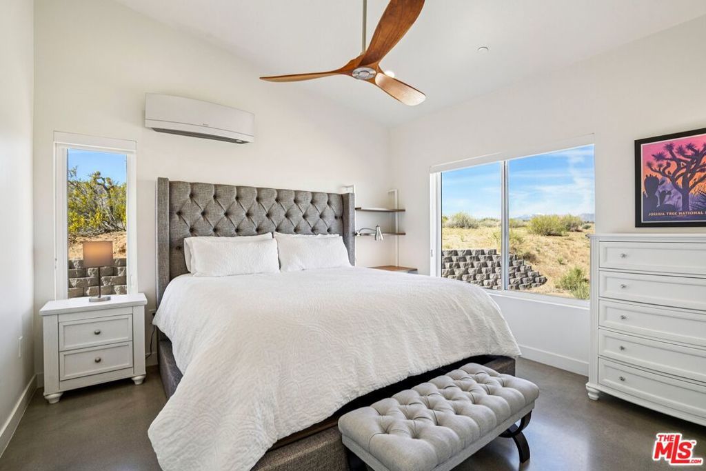 Image 26 of property listing at 6792 San Angelo Avenue, Joshua Tree, CA 92252