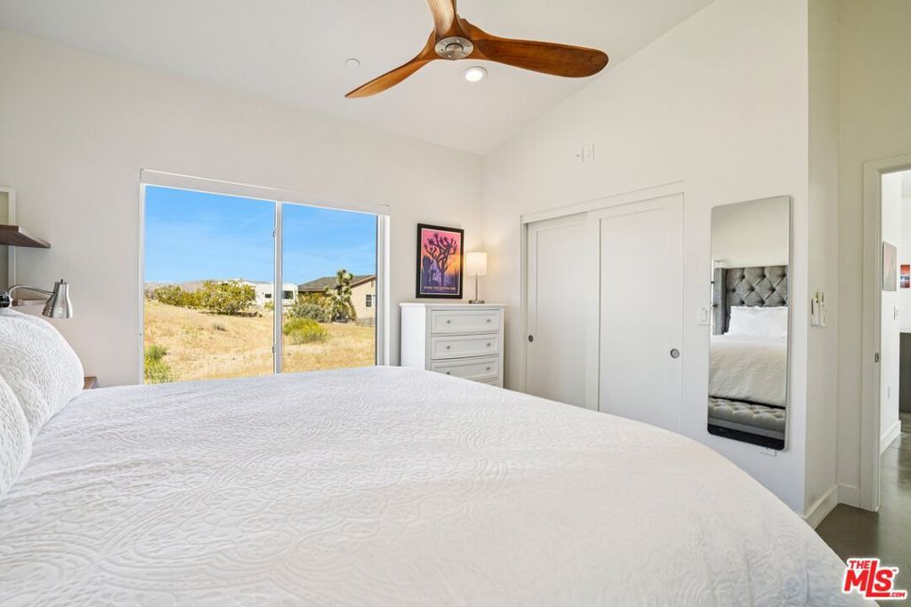 Image 27 of property listing at 6792 San Angelo Avenue, Joshua Tree, CA 92252