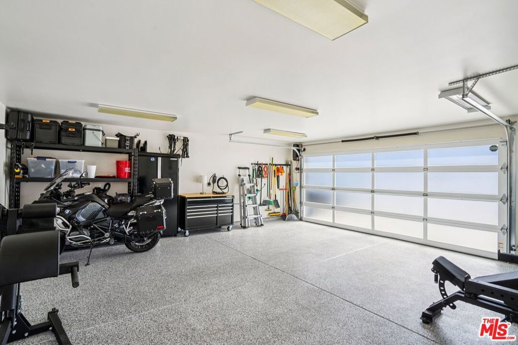 Image 32 of property listing at 6792 San Angelo Avenue, Joshua Tree, CA 92252