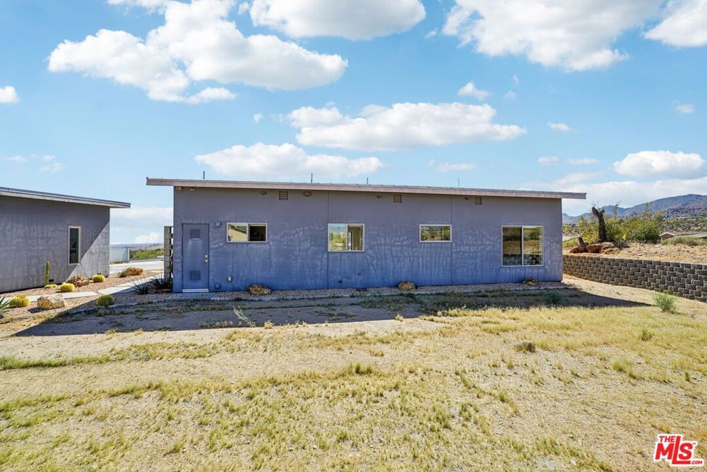 Image 34 of property listing at 6792 San Angelo Avenue, Joshua Tree, CA 92252