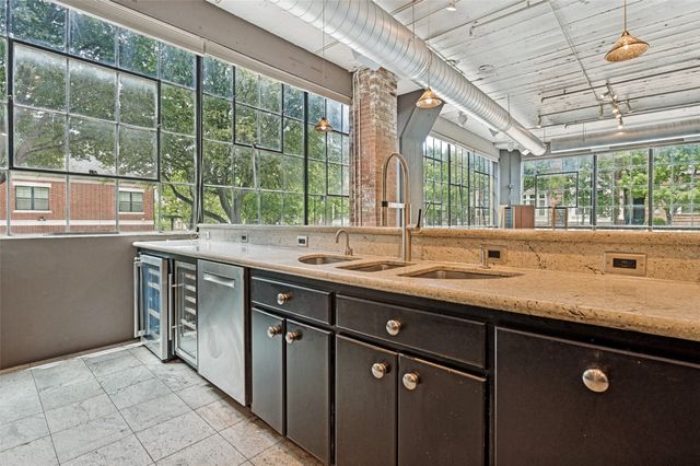 2220 Canton Street 101, Dallas, TX 75201