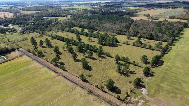 7886 Fm 1960, Dayton, TX 77535