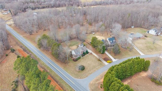 107 Cottonwood Lane, Summerfield, NC 27358