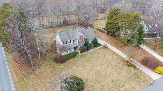 107 Cottonwood Lane, Summerfield, NC 27358