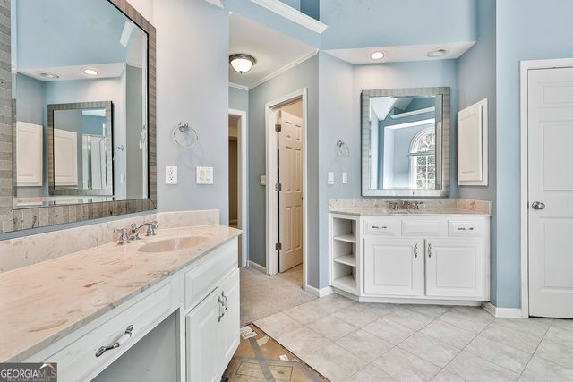230 Stonehaven Drive, Fayetteville, GA 30215