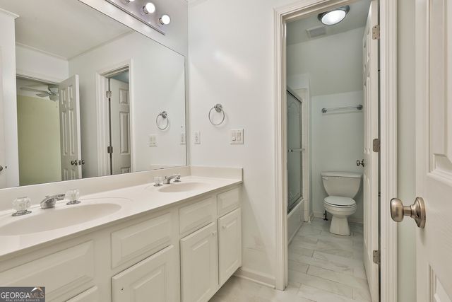 230 Stonehaven Drive, Fayetteville, GA 30215