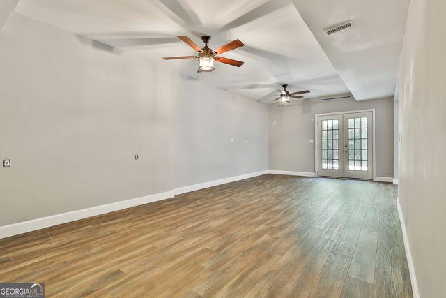 230 Stonehaven Drive, Fayetteville, GA 30215