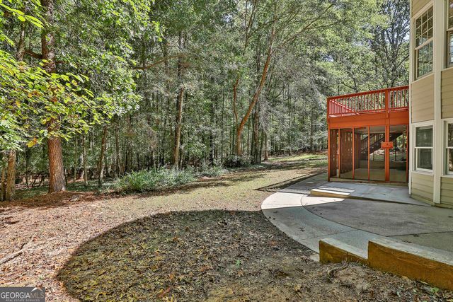 230 Stonehaven Drive, Fayetteville, GA 30215