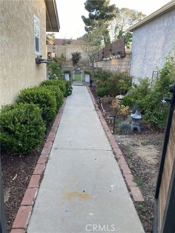 2634 Nandina Drive, Palmdale, CA 93550