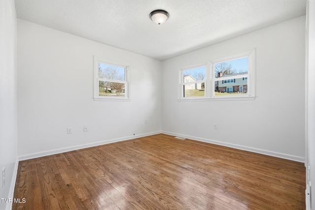 404 Merriewood Drive, Bristol, TN 37620