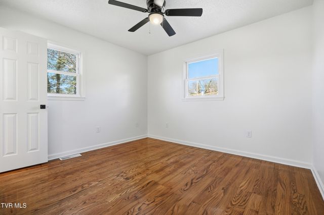 404 Merriewood Drive, Bristol, TN 37620