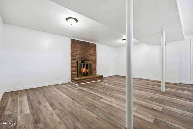 404 Merriewood Drive, Bristol, TN 37620